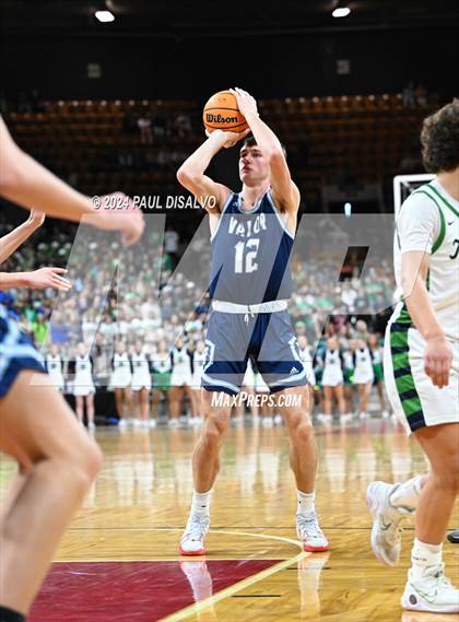 Thumbnail 1 in ThunderRidge vs. Valor Christian (CHSAA 6A State Final) photogallery.