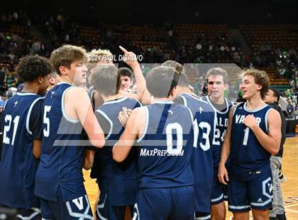 Thumbnail 3 in ThunderRidge vs. Valor Christian (CHSAA 6A State Final) photogallery.