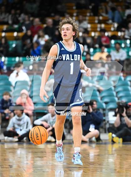Thumbnail 3 in ThunderRidge vs. Valor Christian (CHSAA 6A State Final) photogallery.