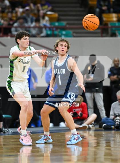 Thumbnail 1 in ThunderRidge vs. Valor Christian (CHSAA 6A State Final) photogallery.