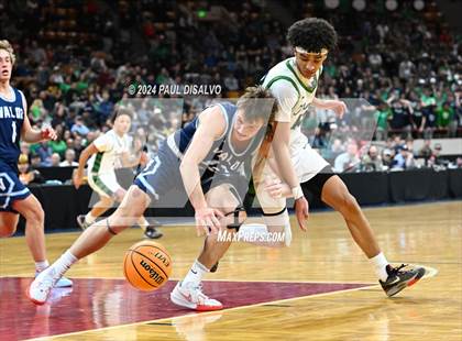Thumbnail 2 in ThunderRidge vs. Valor Christian (CHSAA 6A State Final) photogallery.