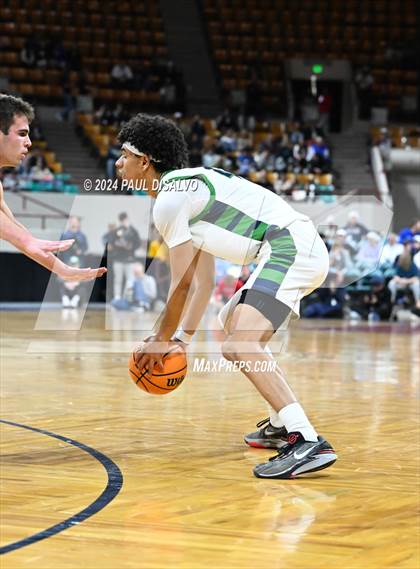 Thumbnail 3 in ThunderRidge vs. Valor Christian (CHSAA 6A State Final) photogallery.