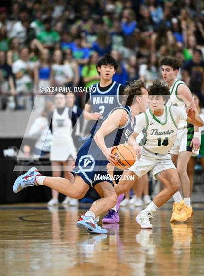 Thumbnail 2 in ThunderRidge vs. Valor Christian (CHSAA 6A State Final) photogallery.