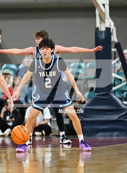 Thumbnail 2 in ThunderRidge vs. Valor Christian (CHSAA 6A State Final) photogallery.