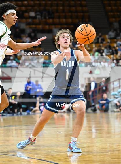 Thumbnail 2 in ThunderRidge vs. Valor Christian (CHSAA 6A State Final) photogallery.