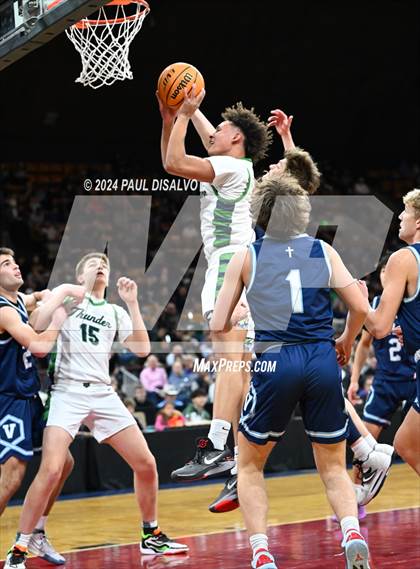 Thumbnail 3 in ThunderRidge vs. Valor Christian (CHSAA 6A State Final) photogallery.