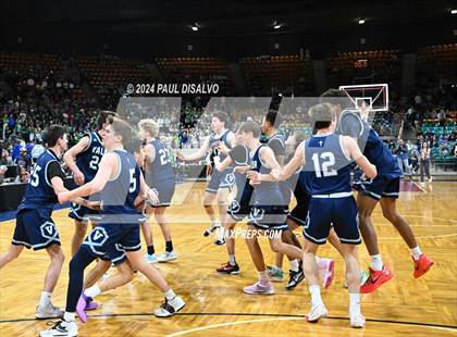 Thumbnail 1 in ThunderRidge vs. Valor Christian (CHSAA 6A State Final) photogallery.