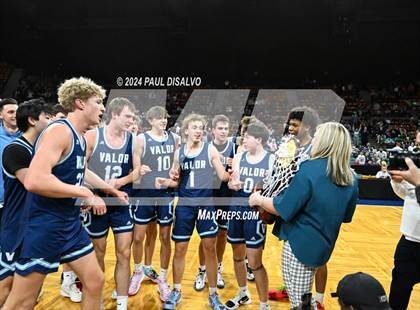 Thumbnail 2 in ThunderRidge vs. Valor Christian (CHSAA 6A State Final) photogallery.