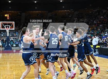 Thumbnail 2 in ThunderRidge vs. Valor Christian (CHSAA 6A State Final) photogallery.