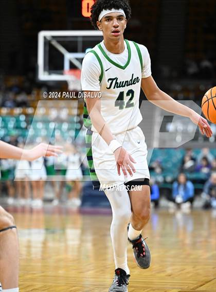 Thumbnail 3 in ThunderRidge vs. Valor Christian (CHSAA 6A State Final) photogallery.