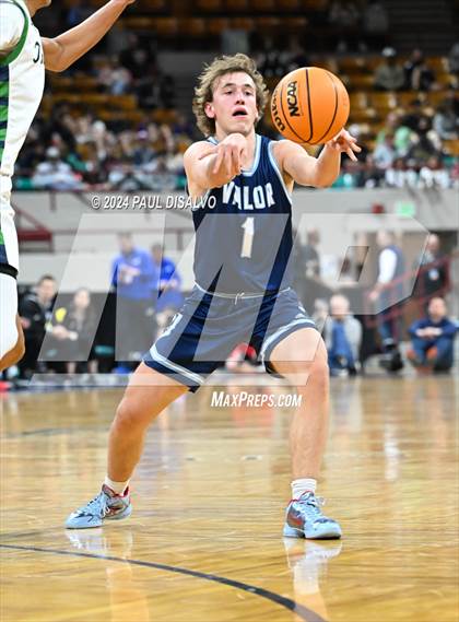 Thumbnail 1 in ThunderRidge vs. Valor Christian (CHSAA 6A State Final) photogallery.