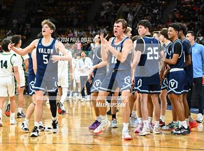 Thumbnail 2 in ThunderRidge vs. Valor Christian (CHSAA 6A State Final) photogallery.