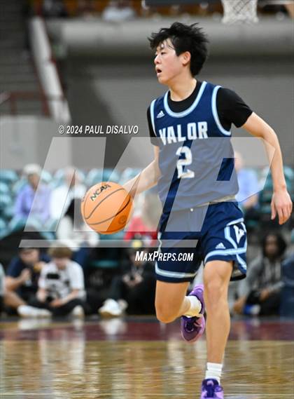 Thumbnail 1 in ThunderRidge vs. Valor Christian (CHSAA 6A State Final) photogallery.