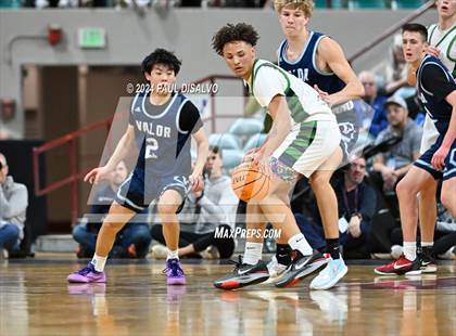 Thumbnail 1 in ThunderRidge vs. Valor Christian (CHSAA 6A State Final) photogallery.