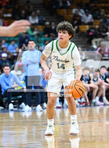 Thumbnail 2 in ThunderRidge vs. Valor Christian (CHSAA 6A State Final) photogallery.