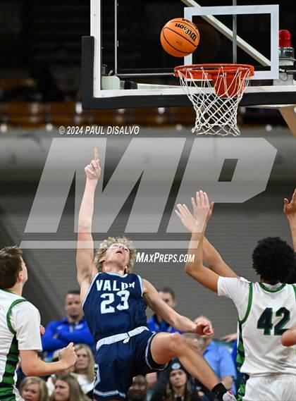 Thumbnail 1 in ThunderRidge vs. Valor Christian (CHSAA 6A State Final) photogallery.