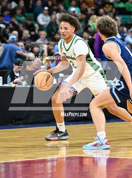 Thumbnail 3 in ThunderRidge vs. Valor Christian (CHSAA 6A State Final) photogallery.
