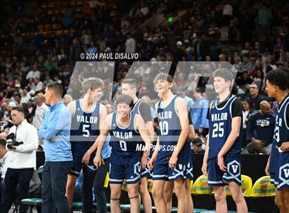 Thumbnail 3 in ThunderRidge vs. Valor Christian (CHSAA 6A State Final) photogallery.