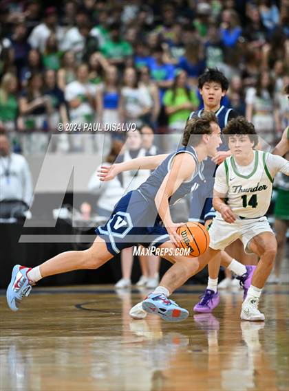 Thumbnail 1 in ThunderRidge vs. Valor Christian (CHSAA 6A State Final) photogallery.