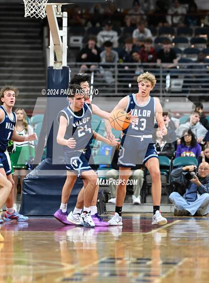 Thumbnail 3 in ThunderRidge vs. Valor Christian (CHSAA 6A State Final) photogallery.
