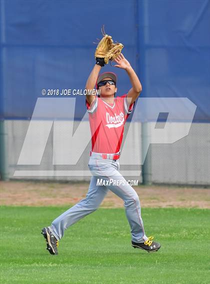 Thumbnail 2 in Lee [Robert E.] vs Highlands (South San Baseball Tournament) photogallery.