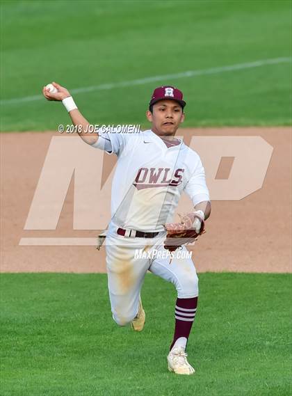 Thumbnail 2 in Lee [Robert E.] vs Highlands (South San Baseball Tournament) photogallery.