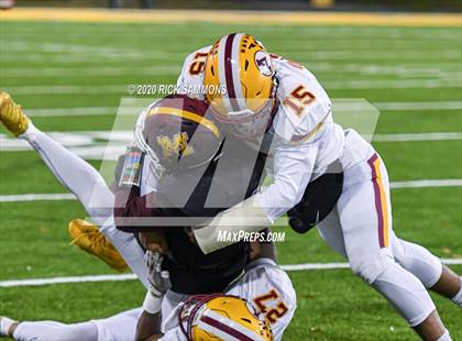 Thumbnail 3 in Abbeville vs. Marion (SCHSL Class AA Final)  photogallery.
