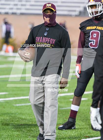 Thumbnail 1 in Abbeville vs. Marion (SCHSL Class AA Final)  photogallery.
