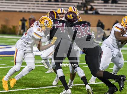 Thumbnail 1 in Abbeville vs. Marion (SCHSL Class AA Final)  photogallery.