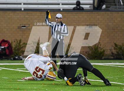 Thumbnail 1 in Abbeville vs. Marion (SCHSL Class AA Final)  photogallery.