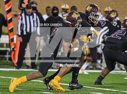 Thumbnail 3 in Abbeville vs. Marion (SCHSL Class AA Final)  photogallery.
