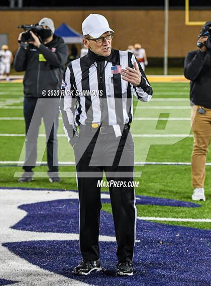 Thumbnail 3 in Abbeville vs. Marion (SCHSL Class AA Final)  photogallery.