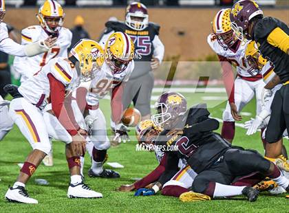 Thumbnail 3 in Abbeville vs. Marion (SCHSL Class AA Final)  photogallery.