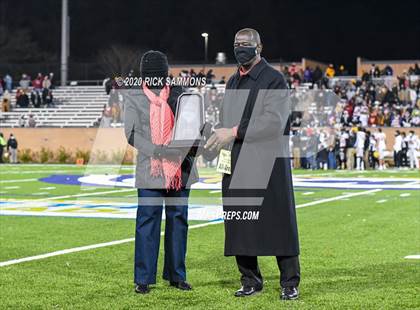 Thumbnail 1 in Abbeville vs. Marion (SCHSL Class AA Final)  photogallery.
