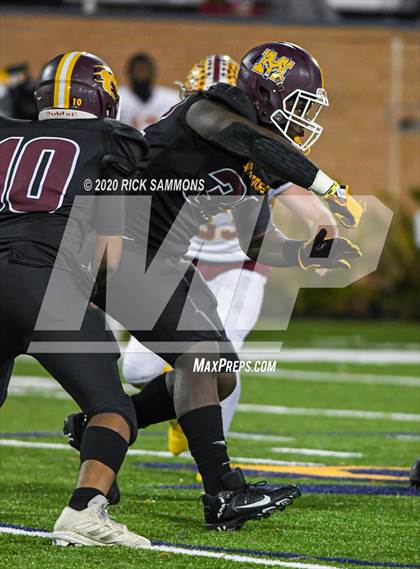Thumbnail 3 in Abbeville vs. Marion (SCHSL Class AA Final)  photogallery.