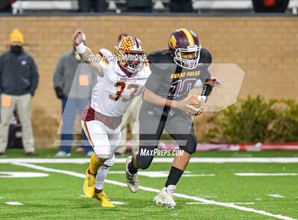 Thumbnail 1 in Abbeville vs. Marion (SCHSL Class AA Final)  photogallery.