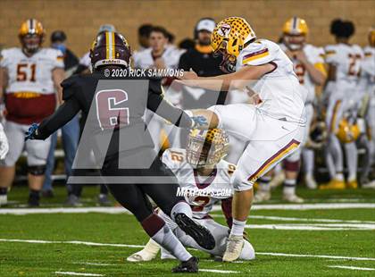 Thumbnail 2 in Abbeville vs. Marion (SCHSL Class AA Final)  photogallery.