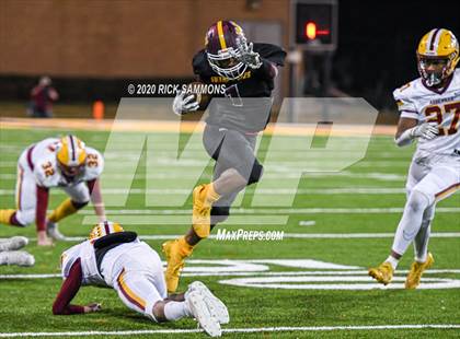 Thumbnail 3 in Abbeville vs. Marion (SCHSL Class AA Final)  photogallery.