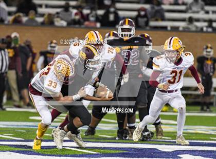 Thumbnail 1 in Abbeville vs. Marion (SCHSL Class AA Final)  photogallery.