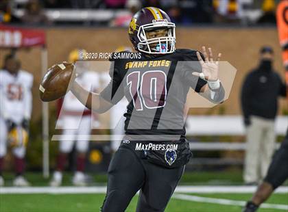 Thumbnail 2 in Abbeville vs. Marion (SCHSL Class AA Final)  photogallery.