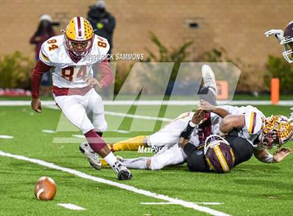 Thumbnail 1 in Abbeville vs. Marion (SCHSL Class AA Final)  photogallery.
