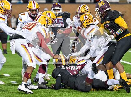 Thumbnail 2 in Abbeville vs. Marion (SCHSL Class AA Final)  photogallery.