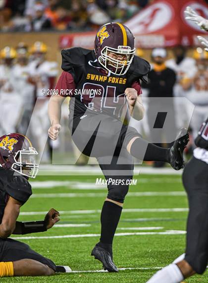 Thumbnail 1 in Abbeville vs. Marion (SCHSL Class AA Final)  photogallery.