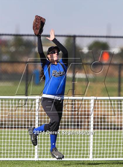 Thumbnail 2 in Broomfield vs Grandview (CHSAA 5A Semifinal Playoff) photogallery.