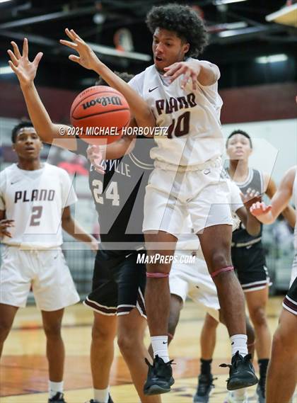 Thumbnail 3 in Lewisville @ Plano photogallery.