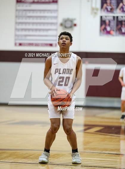 Thumbnail 3 in Lewisville @ Plano photogallery.