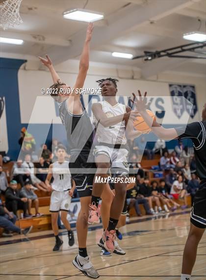 Thumbnail 3 in Victory Christian Academy vs. Madison (Regional JMHS Rumble) photogallery.