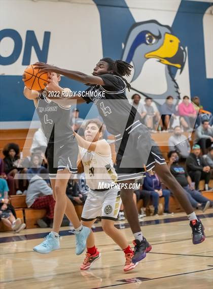 Thumbnail 3 in Victory Christian Academy vs. Madison (Regional JMHS Rumble) photogallery.