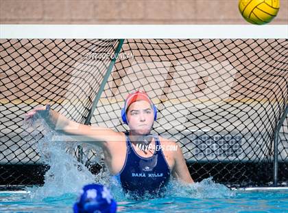 Thumbnail 2 in Dana Hills vs. Beckman photogallery.