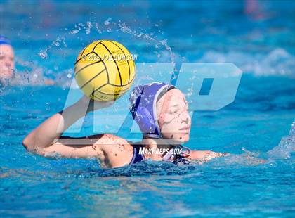 Thumbnail 2 in Dana Hills vs. Beckman photogallery.